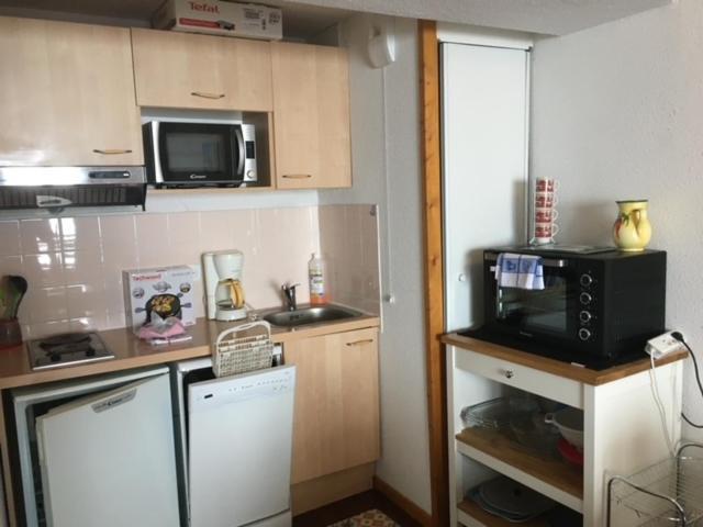 Appartement 4 Personnes Avec Piscine, Wifi, Garage Бесс-е-Сент-Анастез Екстер'єр фото